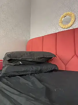 Mia_Bennett__