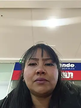 Ari_samper live cam preview