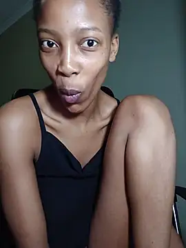 paris_layla (F young) - 💫 Get Naked ✨️
