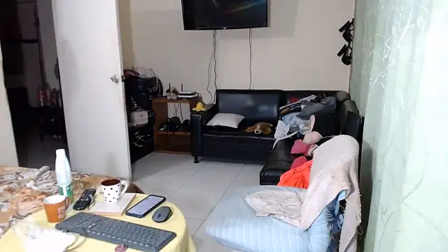 Sashaferrari2000 live cam preview