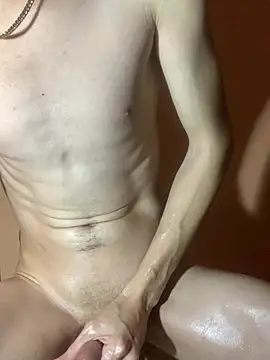MiroKari2 on Stripchat