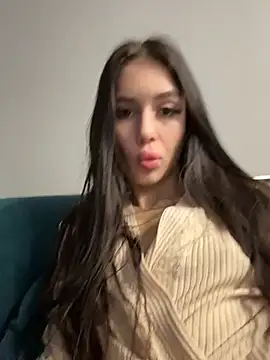 SofiaLaLight live cam on StripChat