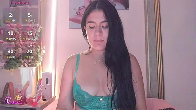 scarlet_fostt_