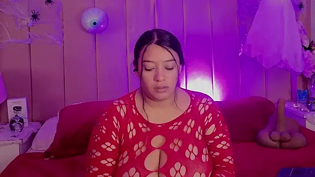 MollyBigBoobs12
