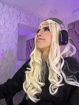 Elodiee_Roussee