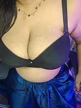 Curvy_Pooja live cam on StripChat