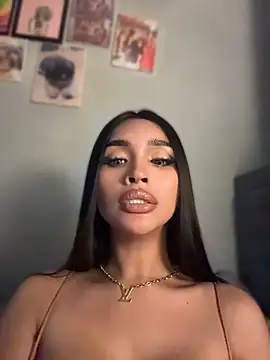 PrettyYoungHugeCockTS