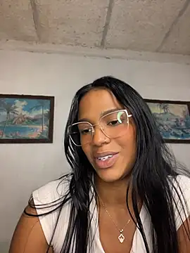 FlorSalvaje_ live cam on StripChat