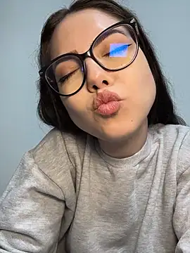 KaylaLewyss
