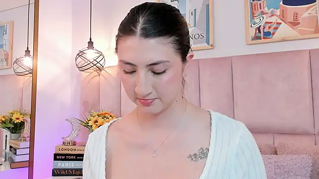 Alanna_Valmont