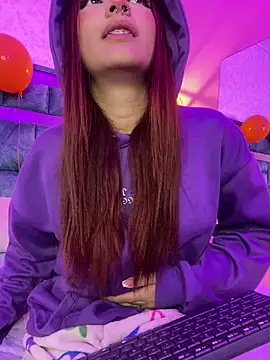 danielahall live cam preview