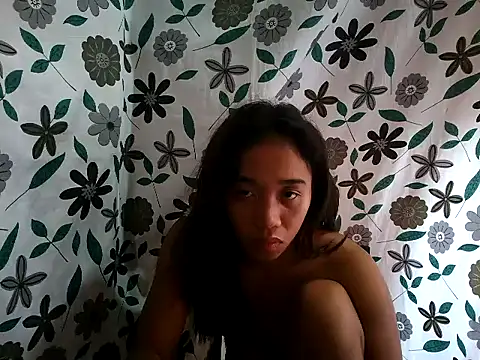 Pretty_christine01