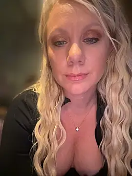 feisty_foxx