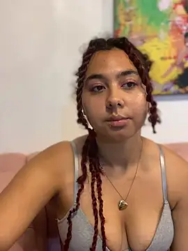 Emilia_Pink