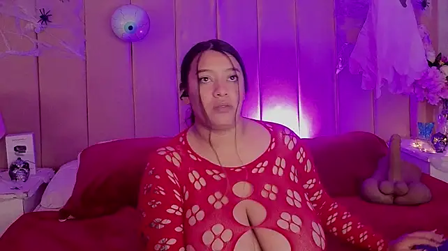 MollyBigBoobs12 live cam on StripChat