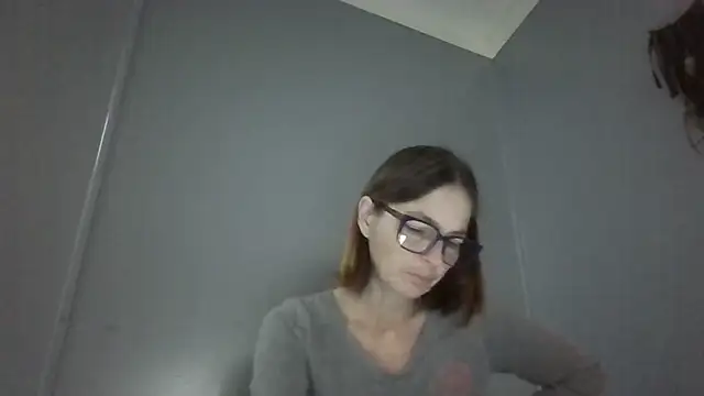 bamalove80 live cam preview