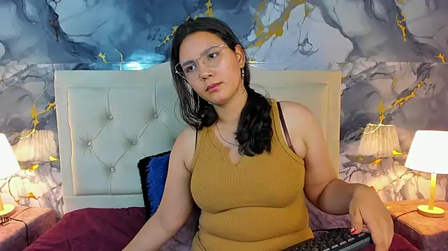 Larissa_Frost