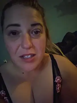 Romanabbw live cam preview