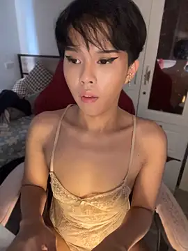 plaxxxtique (T young) - play and make me cum