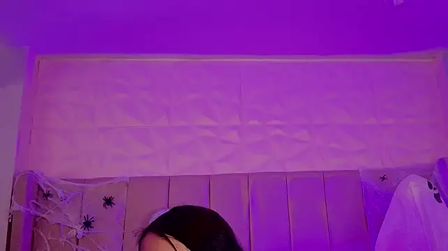MollyBigBoobs12