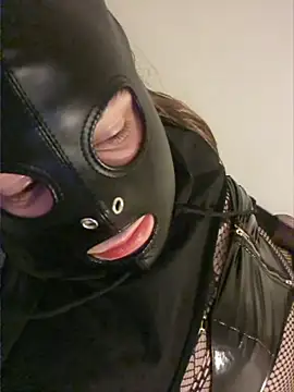 Crossdress_Lucy
