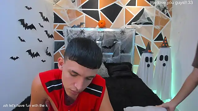 juan_nd_steven (Ask my age) - French kiss