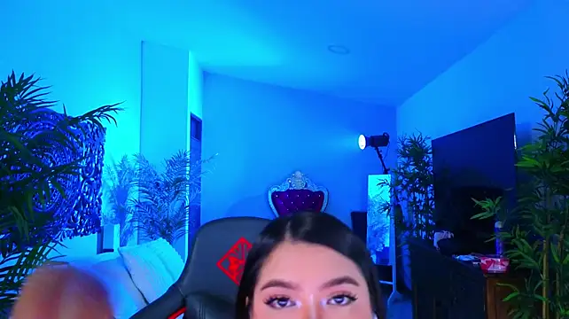 ambarevans (F young) - Fuck machine ruining my pussy 💋