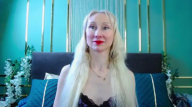 kissdreamm (Ask my age) - topless dance