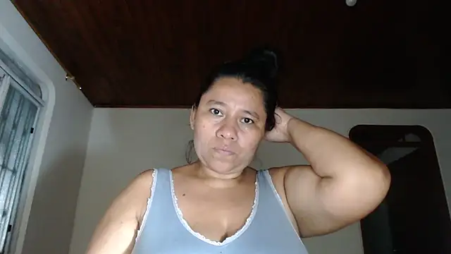 adrixxx38 live cam on StripChat
