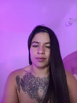 laura_22x