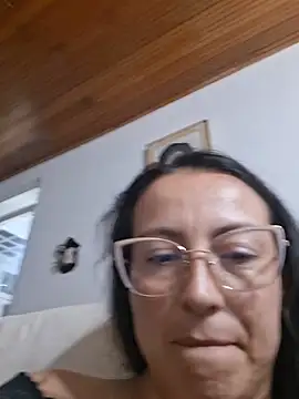 Lauryn_Jones