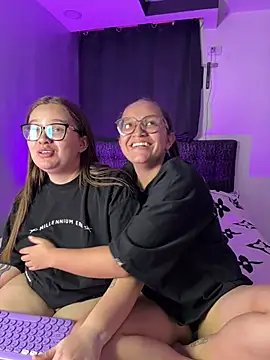 Annie_and_Raveenn