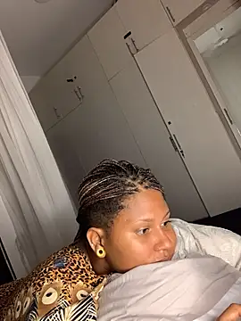 madelltheebony