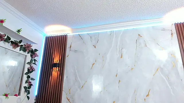 loliss_sh live cam preview
