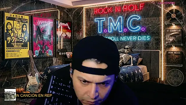 chino_roz webcam