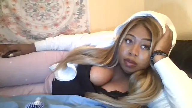 angeliquebelcali (F milf) - .
