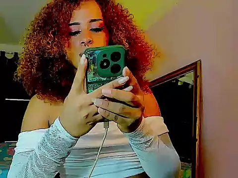 charlottee_-