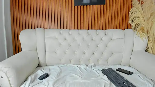 Brenda_Thomp live cam on StripChat