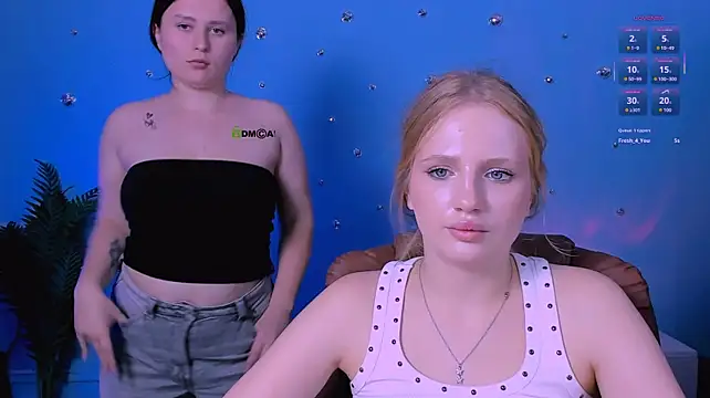 luna_noct live cam on StripChat