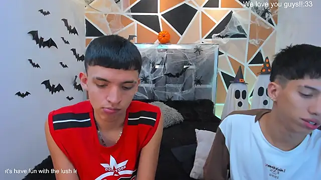 Juan_Nd_Steven live cam on StripChat