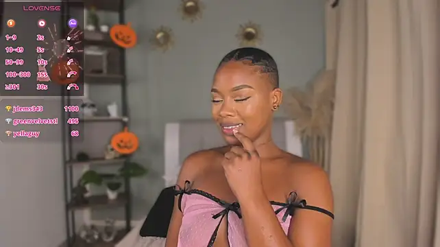Melodi_Skye_