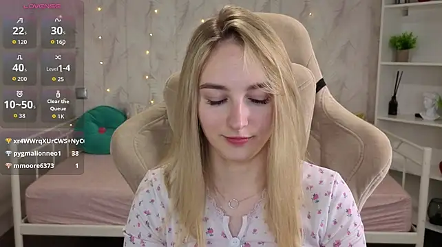 Shy_Polly