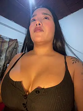 mis-violetha live cam on StripChat