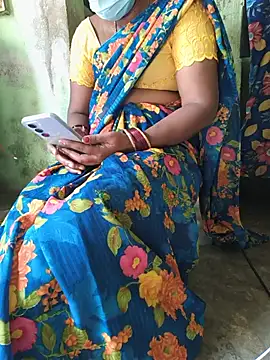 Tamilselviroja- live cam on StripChat
