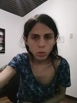 SophieMayne live cam on StripChat