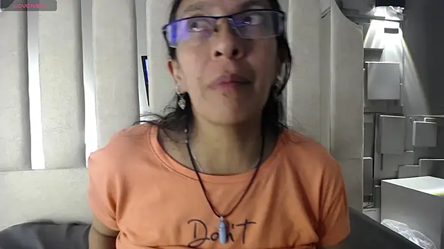 sami29_ live cam on StripChat