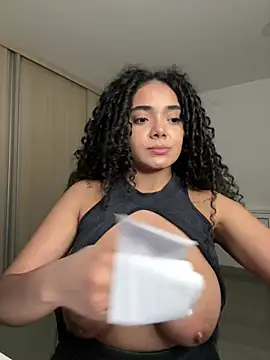 curlyierr (F young) - DOGGY STYLE IN THE FLOOR + SPREAD ASS