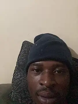 eyoItsRiley