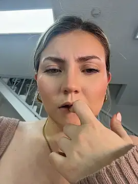 AnaLuuu_ webcam