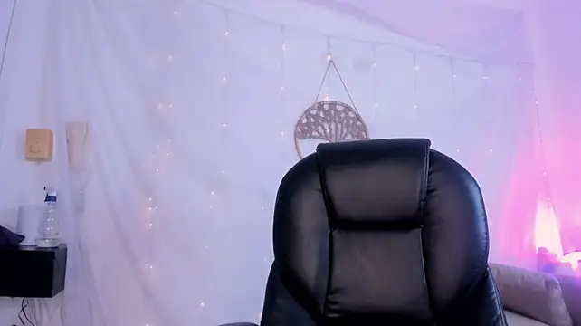 Ginni_charlotte